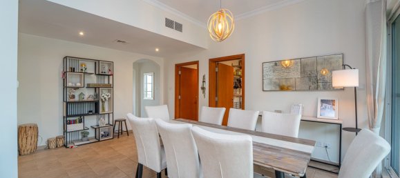 Квартира с 2 спальнями в Green Community, ОАЭ № 110706 6