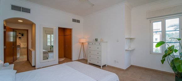 Квартира с 2 спальнями в Green Community, ОАЭ № 110706 15