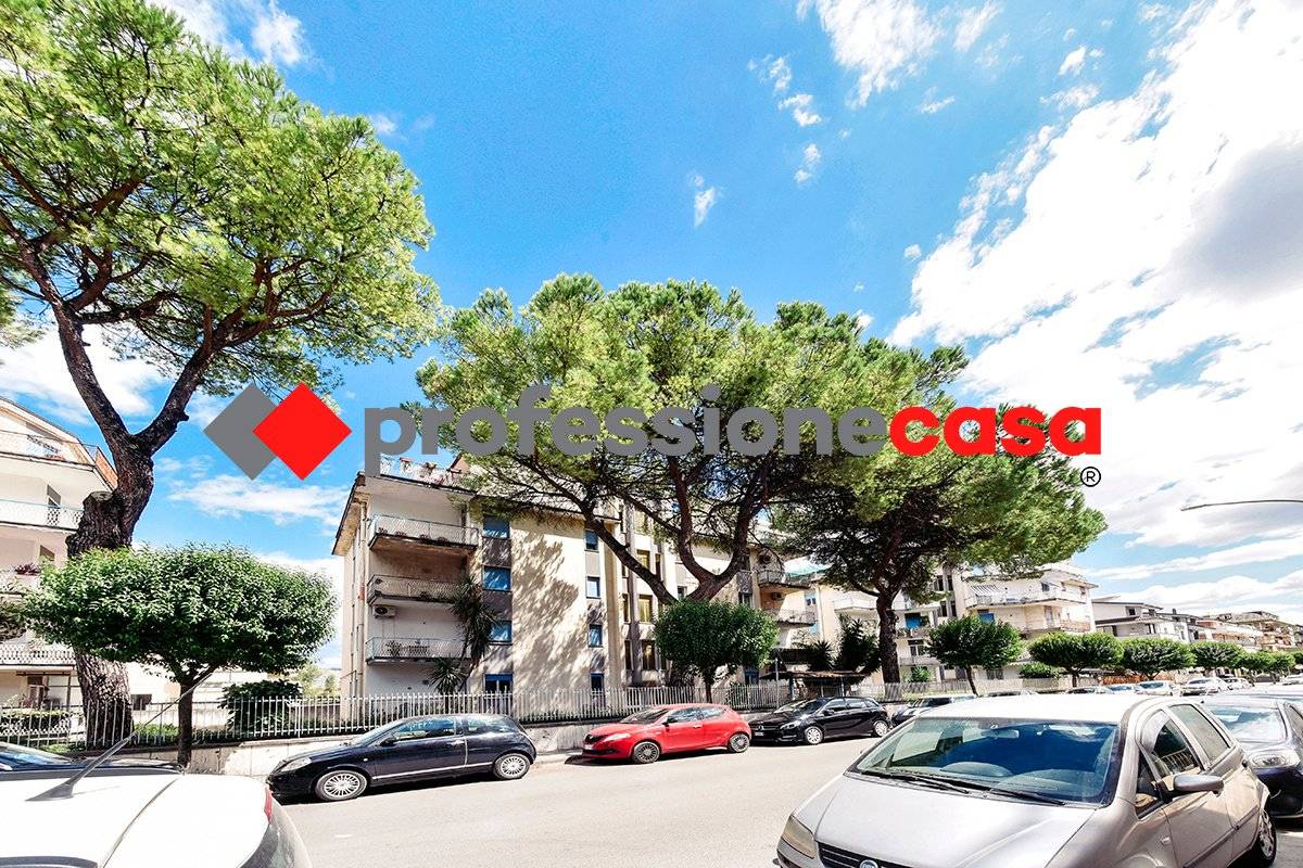 3 bedrooms Apartment in San Nicola la Strada, Italy No. 344482