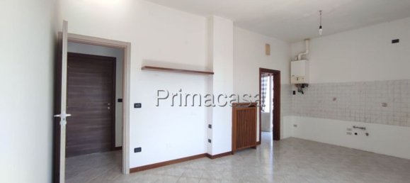 5 bedrooms Apartment in Castel d'Azzano, Italy No. 365992 10
