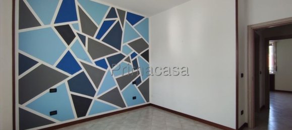 5 bedrooms Apartment in Castel d'Azzano, Italy No. 365992 15