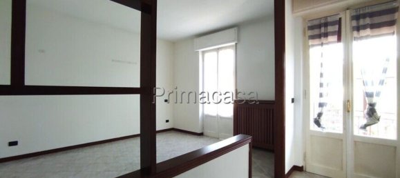 5 bedrooms Apartment in Castel d'Azzano, Italy No. 365992 17