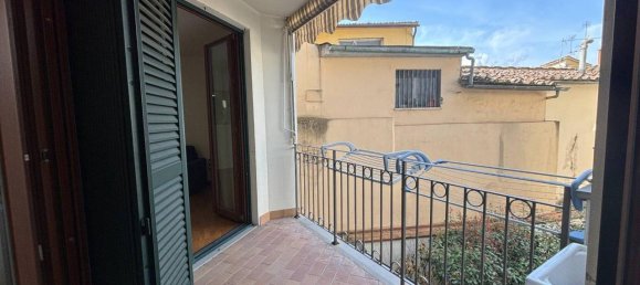 3 rooms Apartment in Florence, Italy No. 159725 7