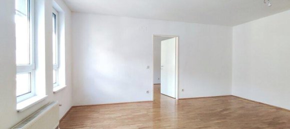 2 rooms Apartment in Hernals, Austria No. 180362 3