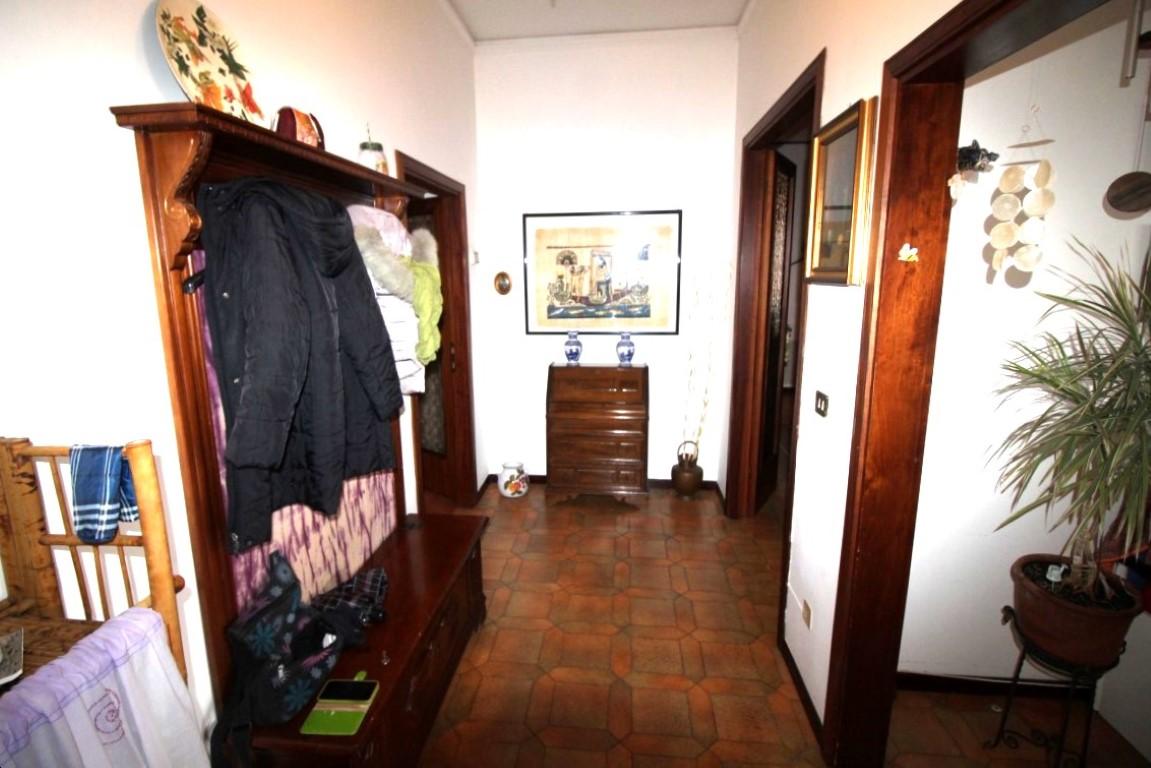 5غرفة شقة في Montevarchi, Italy رقم 233809