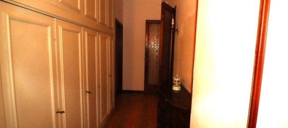 Apartamento de 5 divisões em Montevarchi, Italy N.º 233809 4