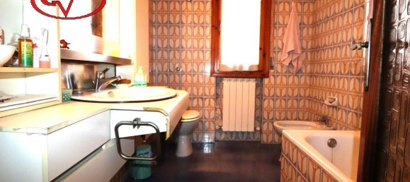 Apartamento de 5 divisões em Montevarchi, Italy N.º 233809 21