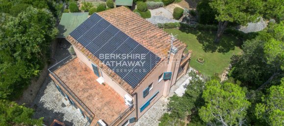 4 bedrooms Villa in Campo nell'Elba, Italy No. 303193 9