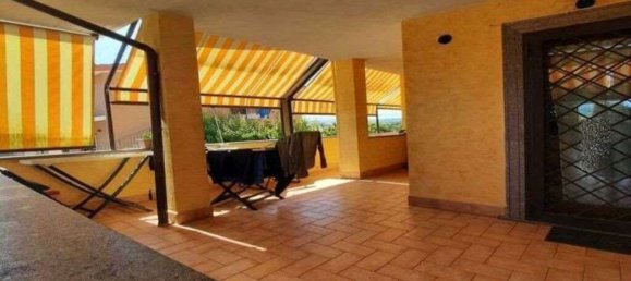 Apartamento de 3 habitaciónes en Rome, Italy No. 147206 4