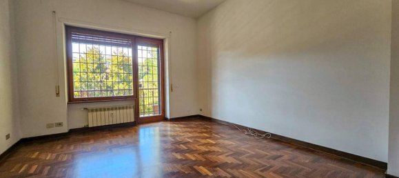 8 rooms Apartment in Rome, Italy No. 174011 18