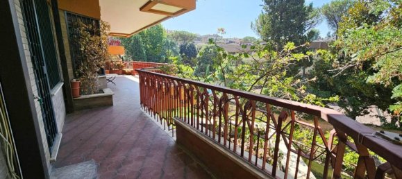 8 rooms Apartment in Rome, Italy No. 174011 13