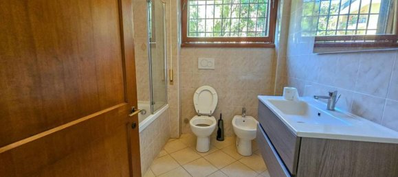 8 rooms Apartment in Rome, Italy No. 174011 26