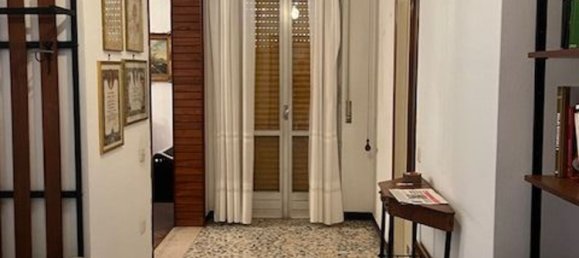 5 bedrooms Villa in Cortemaggiore, Italy No. 325274 2