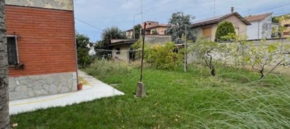5 bedrooms Villa in Cortemaggiore, Italy No. 325274 17
