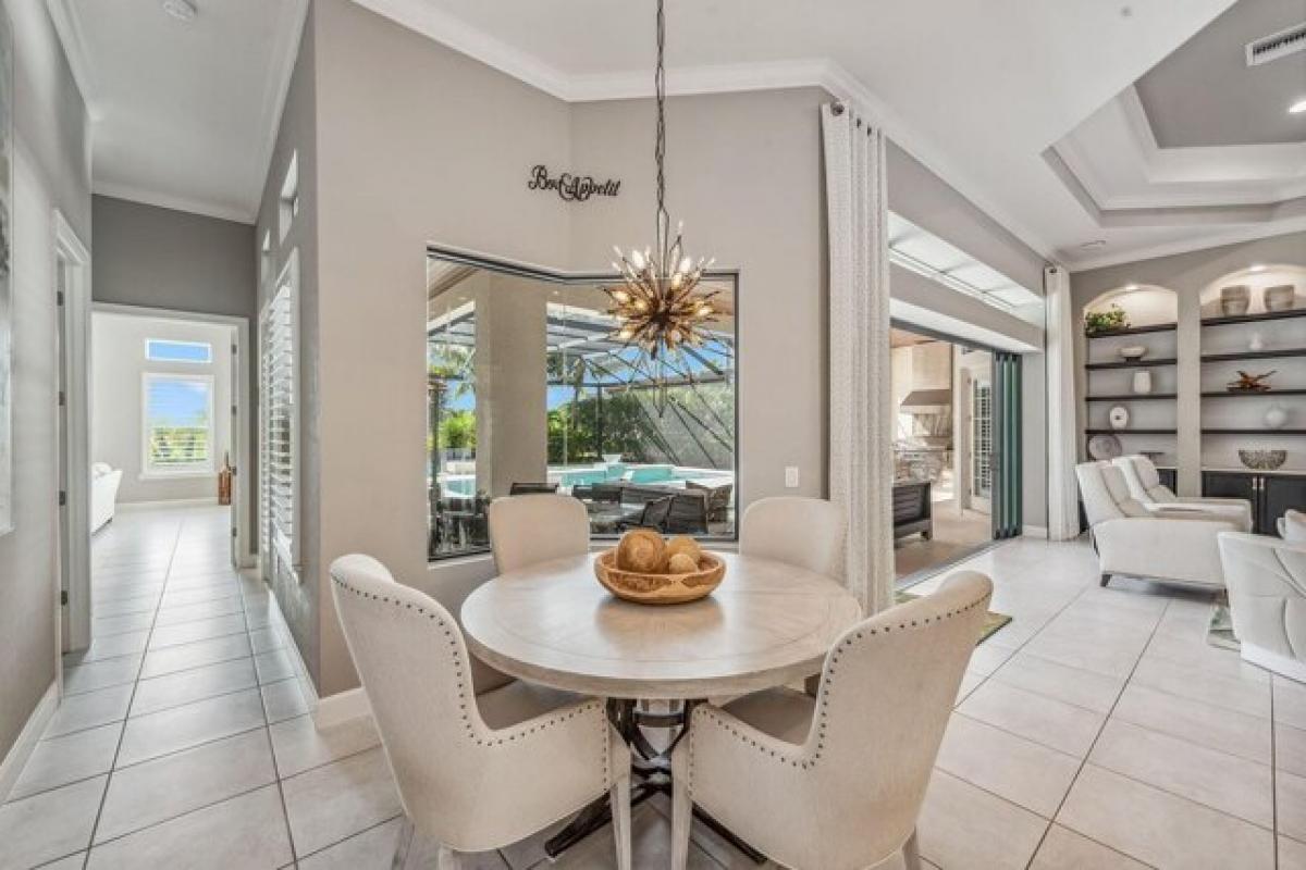 4 bedrooms House in Naples, USA No. 393940