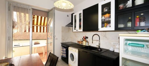 5 rooms Apartment in Rapallo, Italy No. 135341 11