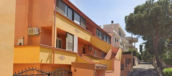 Apartamento de 3 divisões em Capoterra, Italy N.º 297441 6