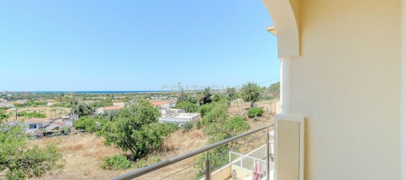 3 Schlafzimmer Stadthaus in Guia, Portugal, Nr. 233602 39