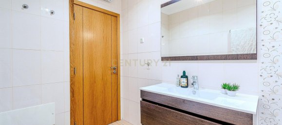 3 Schlafzimmer Stadthaus in Guia, Portugal, Nr. 233602 44