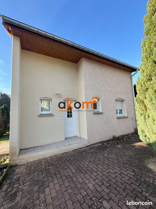 Garagem em Saint-Die-des-Vosges, France 122 m² N.º 82533