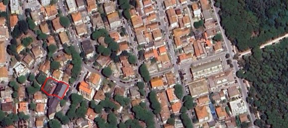 3 bedrooms House in Ravenna, Italy No. 372474 2