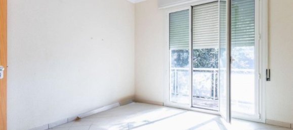 3 bedrooms House in Ravenna, Italy No. 372474 9