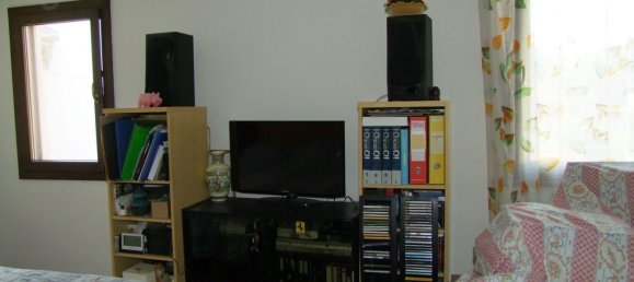 Дом с 4 комнатами в Бомпорто, Италия № 80267 7