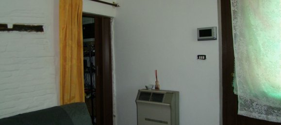 Дом с 4 комнатами в Бомпорто, Италия № 80267 3