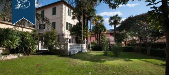 5 bedrooms Villa in Camaiore, Italy No. 331198 4