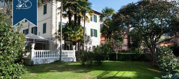 5 bedrooms Villa in Camaiore, Italy No. 331198 2