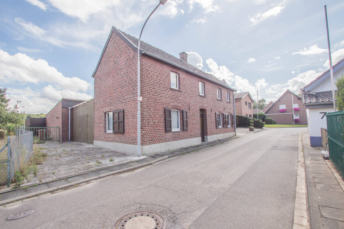 3 bedrooms House in Korschenbroich, Germany No. 335737