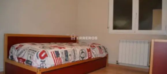 2 bedrooms Apartment in Logrono, Spain No. 155736 3