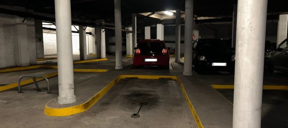 15m² Parking in Paris, France No. 117504 2