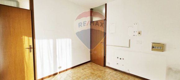 4-Zimmer Wohnung in Busto Arsizio, Italy, Nr. 130040 19