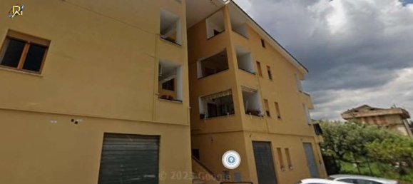 Apartamento de 8 habitaciónes en Marano Marchesato, Italy No. 185402 10