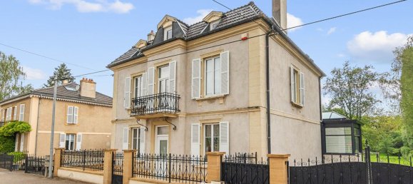 5 chambres Maison à Courcelles-Chaussy, France No. 61703 16