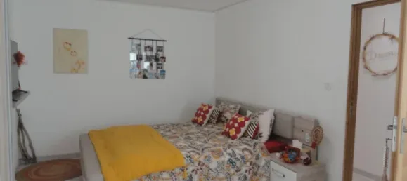 2 Schlafzimmer Stadthaus in Saint-Gilles, France, Nr. 318149 9