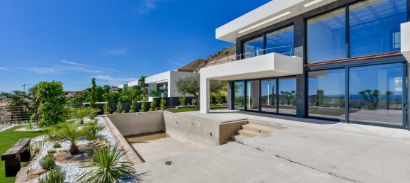 8 غرف نوم فيلا في Golf Bahia, Spain رقم 6652 18