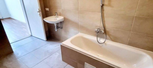 2 rooms Apartment in Vienna, Austria No. 139183 10