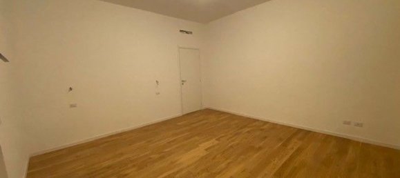 Квартира с 2 комнатами в Чернуско суль Навильо, Италия № 44263 27