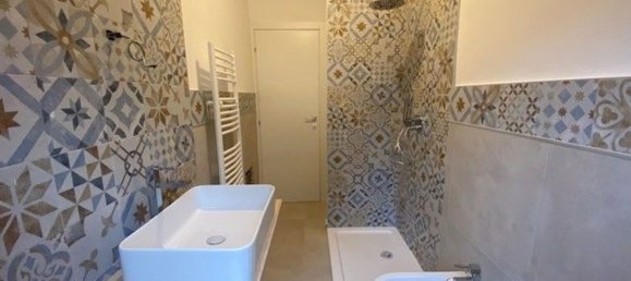 Квартира с 2 комнатами в Чернуско суль Навильо, Италия № 44263 34