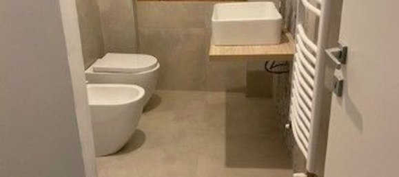 Квартира с 2 комнатами в Чернуско суль Навильо, Италия № 44263 33