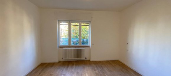 Квартира с 2 комнатами в Чернуско суль Навильо, Италия № 44263 22