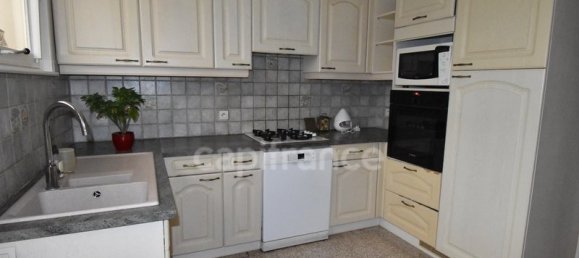 4 Schlafzimmer Haus in Neuville-en-Ferrain, France, Nr. 159910 3