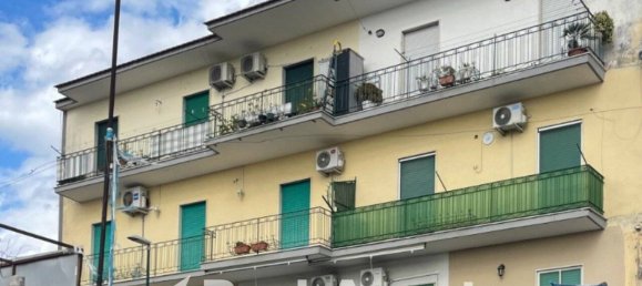 2 bedrooms Apartment in Naples, Italy No. 296250 2