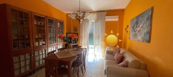 2 bedrooms Apartment in Naples, Italy No. 296250 5
