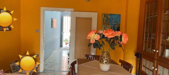 2 bedrooms Apartment in Naples, Italy No. 296250 4