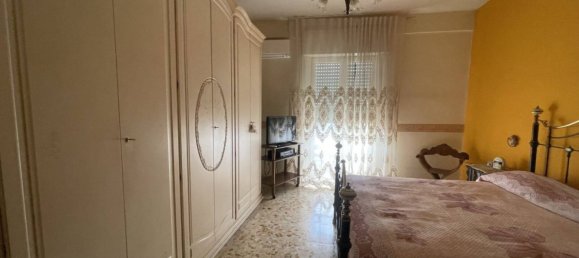 2 bedrooms Apartment in Naples, Italy No. 296250 16