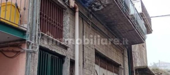 4 bedrooms Apartment in Bronte, Italy No. 274526 16