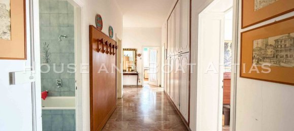 3 bedrooms Apartment in Livorno, Italy No. 348982 10